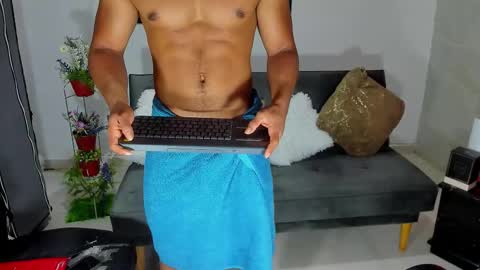 Snapshot of nathan_sexy247 chatting on 22, 9, 2025 Nathan online show from 22, 9, 2025