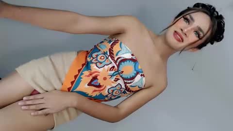 Nathalie smith online show from 3, 6, 2026