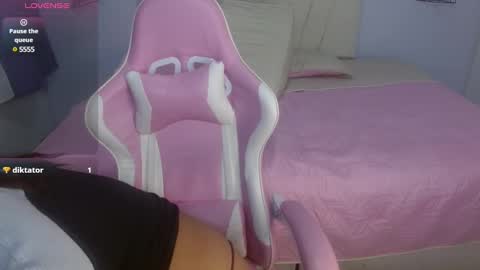 Snapshot of nattysexxy_ chatting on 7, 3, 2025 natty online show from 7, 3, 2025