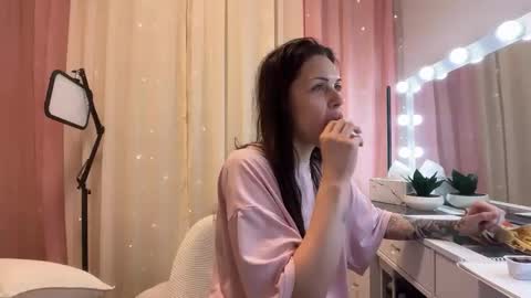 NATTY FIERROS online show from 1, 6, 2026