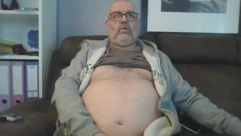 Snapshot of naturistmale45 chatting on 4, 2, 2025 naturistmale45 online show from 4, 2, 2025