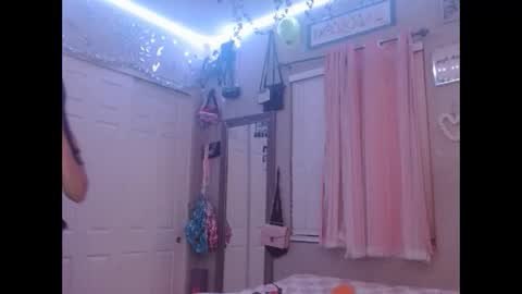 Snapshot of natxurall chatting on 18, 1, 2026 Amara rose online show from 18, 1, 2026