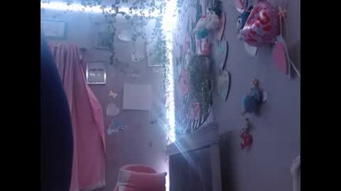 Snapshot of natxurall chatting on 4, 3, 2026 Amara rose online show from 4, 3, 2026