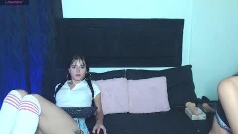 naty_cami_ online show from 8, 3, 2025