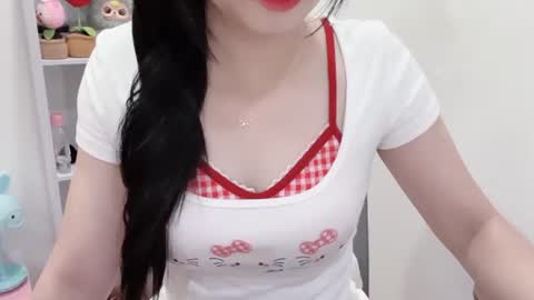 Snapshot of natycutiegirl chatting on 19, 6, 2026 Kiki online show from 19, 6, 2026