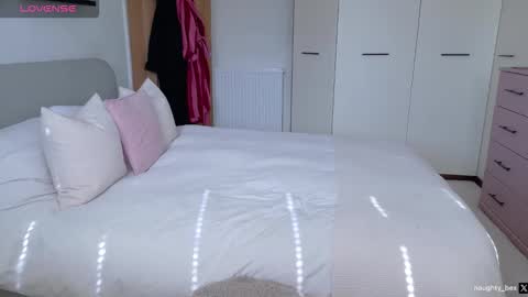 Bex currently on maternity leave online show from 26, 3, 2026