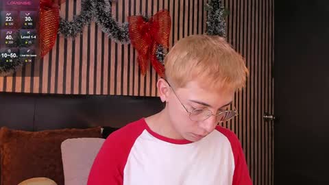 Christopher  Chris online show from 4, 12, 2024