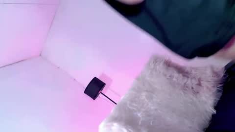 Snapshot of naughty_cutiepie chatting on 6, 7, 2026 itsyourgirl kiara online show from 6, 7, 2026