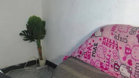 naughty_katrina1 online show from 22, 9, 2025