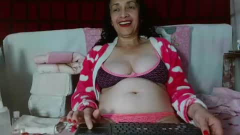 Snapshot of naughty_tita chatting on 18, 6, 2026 Tita Madurita online show from 18, 6, 2026