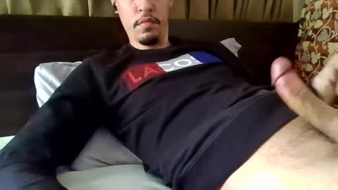naughtyguy556677 online show from 8, 5, 2026