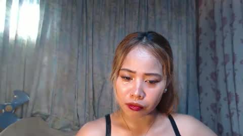 Snapshot of naughtyhotsexyjean chatting on 19, 5, 2026 miss jean online show from 19, 5, 2026