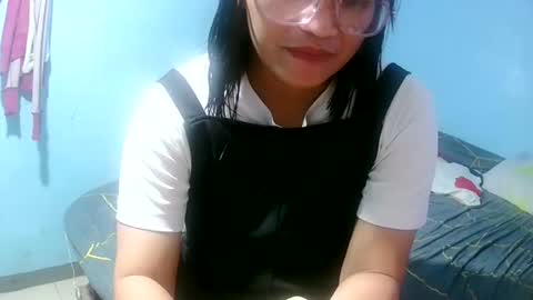 naughtykate69495126 online show from 3, 6, 2026