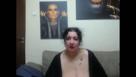 Snapshot of naughtykorin chatting on 4, 6, 2026 korin online show from 4, 6, 2026