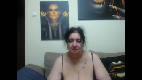 Snapshot of naughtykorin chatting on 15, 6, 2026 korin online show from 15, 6, 2026