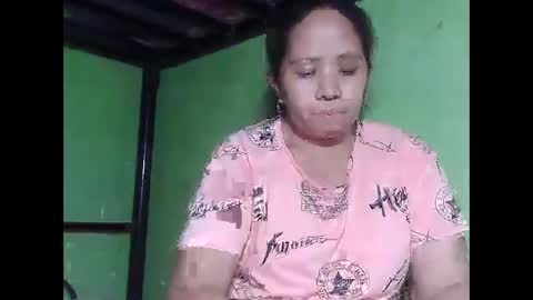 naughtymom26 online show from 18, 4, 2026