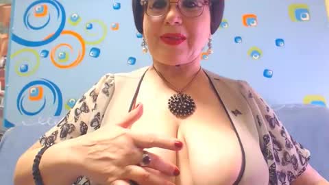 OldKinkyMILF online show from 28, 12, 2024
