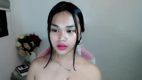 Snapshot of naughtymuse_ chatting on 13, 5, 2026 ELISE online show from 13, 5, 2026