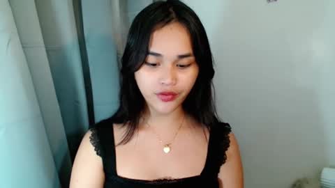 Snapshot of naughtymuse_ chatting on 5, 6, 2026 ELISE online show from 5, 6, 2026