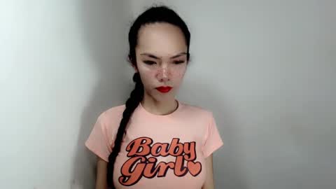 Snapshot of naughtypetiteangel chatting on 17, 9, 2025 naughtypetiteangel online show from 17, 9, 2025