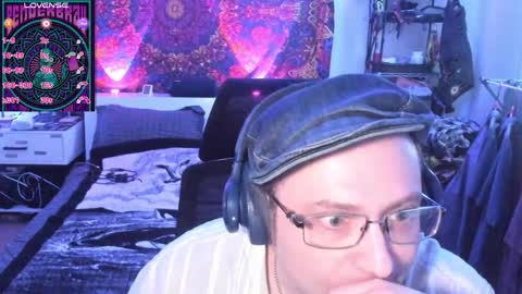 naughtyphotons online show from 13, 4, 2026