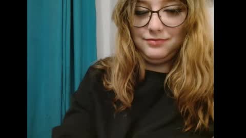 Snapshot of naughtyrapunzel7 chatting on 21, 3, 2026 Ella - Naughty Rapunzel online show from 21, 3, 2026