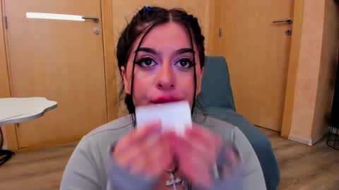 Eliza online show from 7, 4, 2026