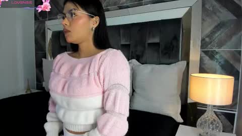    online show from 15, 3, 2026