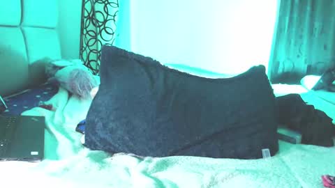 Im Nayton online show from 23, 10, 2025