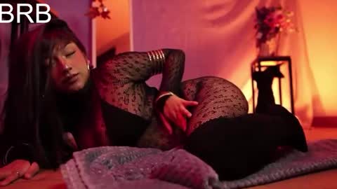 Nefertari online show from 25, 10, 2025