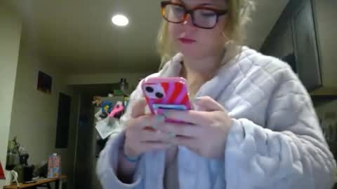 Snapshot of nealiana96 chatting on 5, 12, 2024 Nealiana online show from 5, 12, 2024