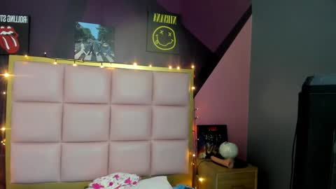 Snapshot of nebuvillalba chatting on 19, 12, 2024 Nebu latina online show from 19, 12, 2024