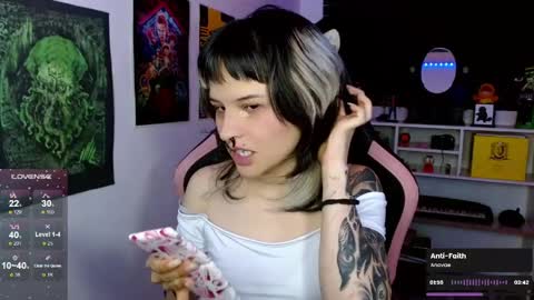 Snapshot of neena_nyx chatting on 12, 5, 2026 Neena Nyx online show from 12, 5, 2026