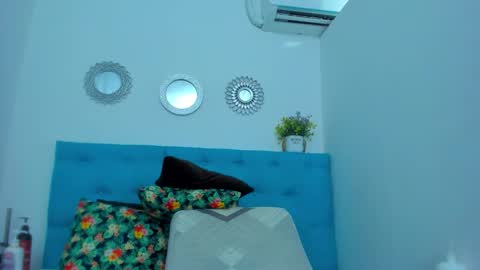 neferet_opal online show from 6, 2, 2026