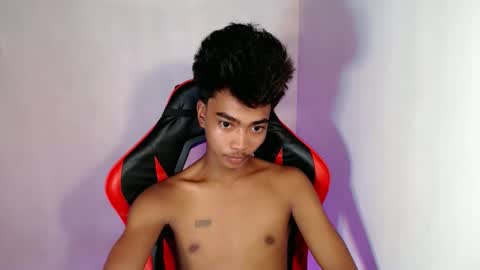 neil_asian69 online show from 16, 10, 2025
