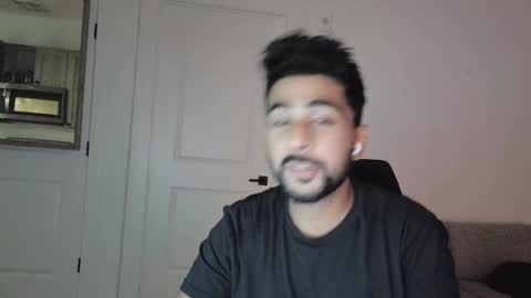 Snapshot of neilsing chatting on 22, 9, 2025 neil online show from 22, 9, 2025