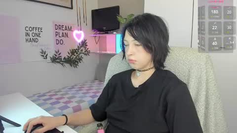 Snapshot of neko_sora chatting on 21, 6, 2026 Kate online show from 21, 6, 2026