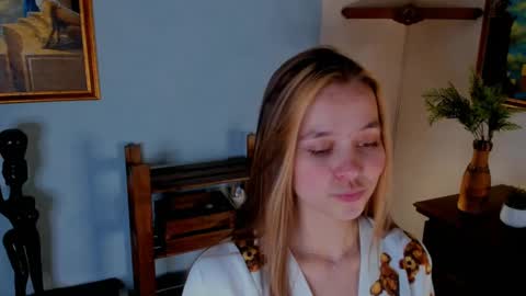 Snapshot of neldaaskins chatting on 17, 2, 2025 Lana online show from 17, 2, 2025