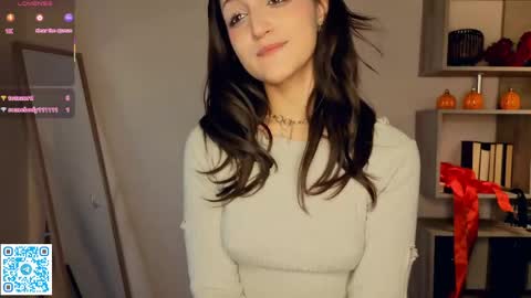 Vicky and Beatrice online show from 16, 4, 2026