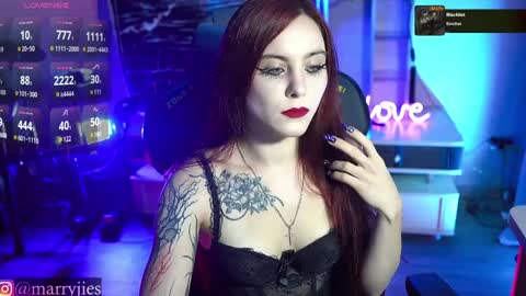 Snapshot of nelle_ chatting on 2, 12, 2024 online show from 2, 12, 2024