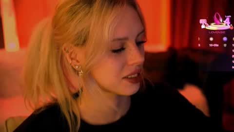 Snapshot of nelly_carroll chatting on 18, 9, 2025 I am Nelly3 online show from 18, 9, 2025