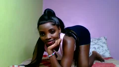 Snapshot of nelly_ebony5 chatting on 12, 6, 2026 nelly_ebony5 online show from 12, 6, 2026