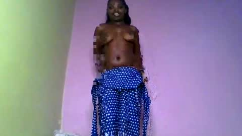 Snapshot of nelly_ebony5 chatting on 20, 6, 2026 nelly_ebony5 online show from 20, 6, 2026