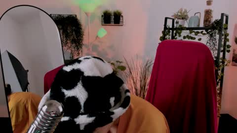 Snapshot of neogeisha28 chatting on 24, 4, 2026 Neo Geisha online show from 24, 4, 2026