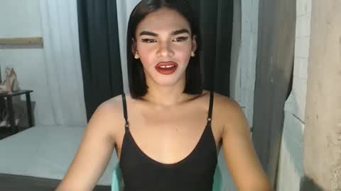 Snapshot of neomi_hardcock chatting on 14, 10, 2025 neomi online show from 14, 10, 2025