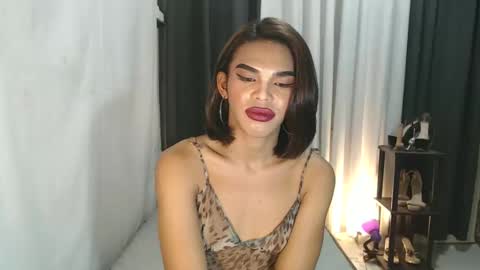 Snapshot of neomi_hardcock chatting on 5, 1, 2026 neomi online show from 5, 1, 2026