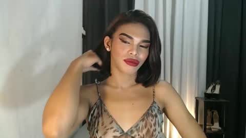 Snapshot of neomi_hardcock chatting on 6, 1, 2026 neomi online show from 6, 1, 2026