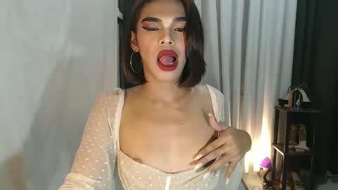 Snapshot of neomi_hardcock chatting on 12, 1, 2026 neomi online show from 12, 1, 2026