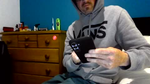 nephstardust online show from 4, 8, 2026