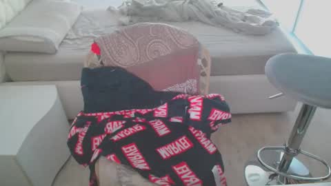 Snapshot of nerchia_89 chatting on 3, 10, 2025 Nerchia89 online show from 3, 10, 2025